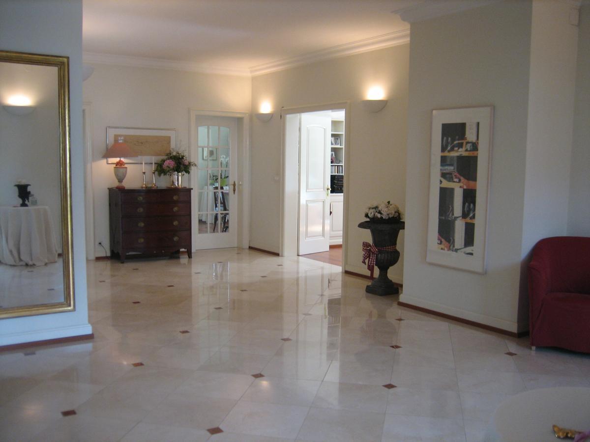 The Garden Guesthouse Bottmingen Экстерьер фото