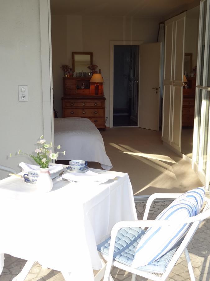 The Garden Guesthouse Bottmingen Экстерьер фото